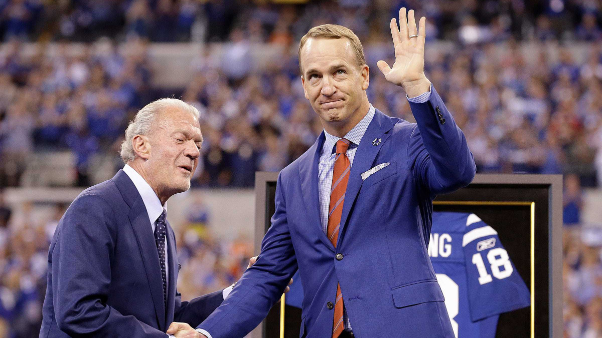 Peyton Manning is among the group of semifinalists for the Pro Football Hall of Fame class of 2021.